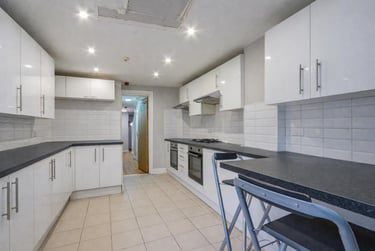 7 bed house, Treherbert Street, Cathays, Cardiff, CF244JN - Image 3